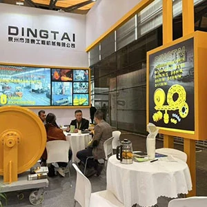 Mener des négociations avec les clients lors de l’exposition